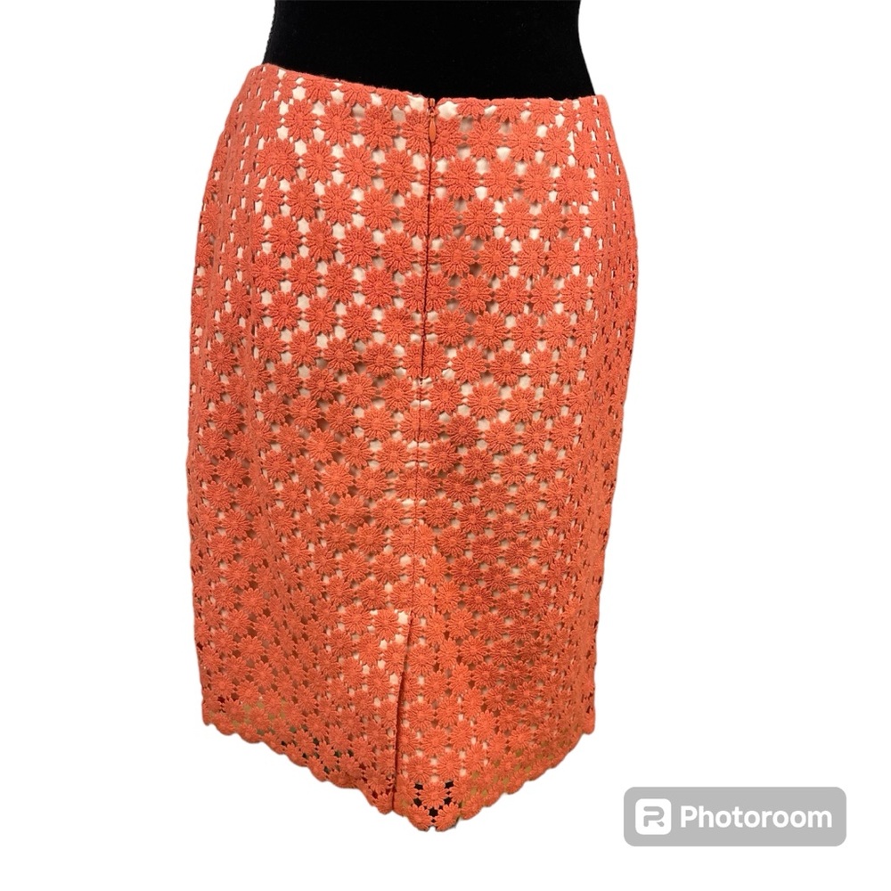 Talbots Crochet Lace Lined Pencil Skirt Daisy Coral Pink Orange Size 6 EUC - Picture 3 of 10